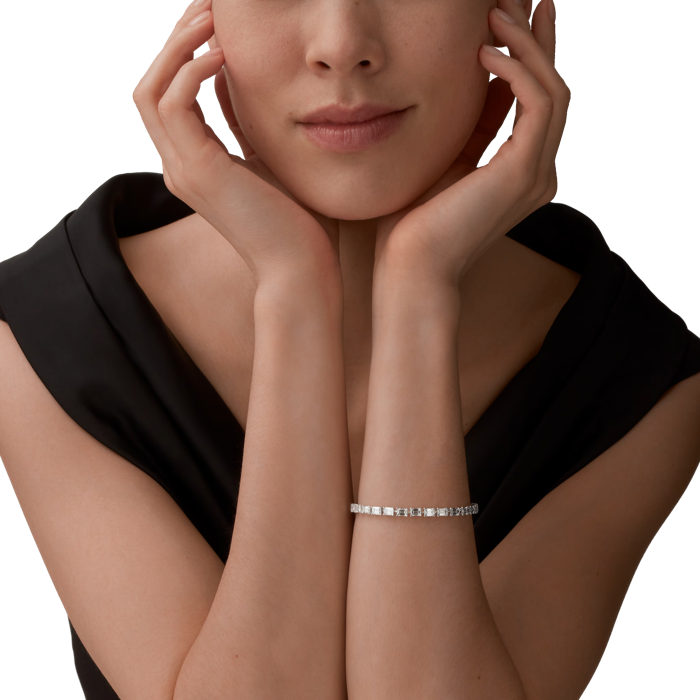 Cartier Essential Lines