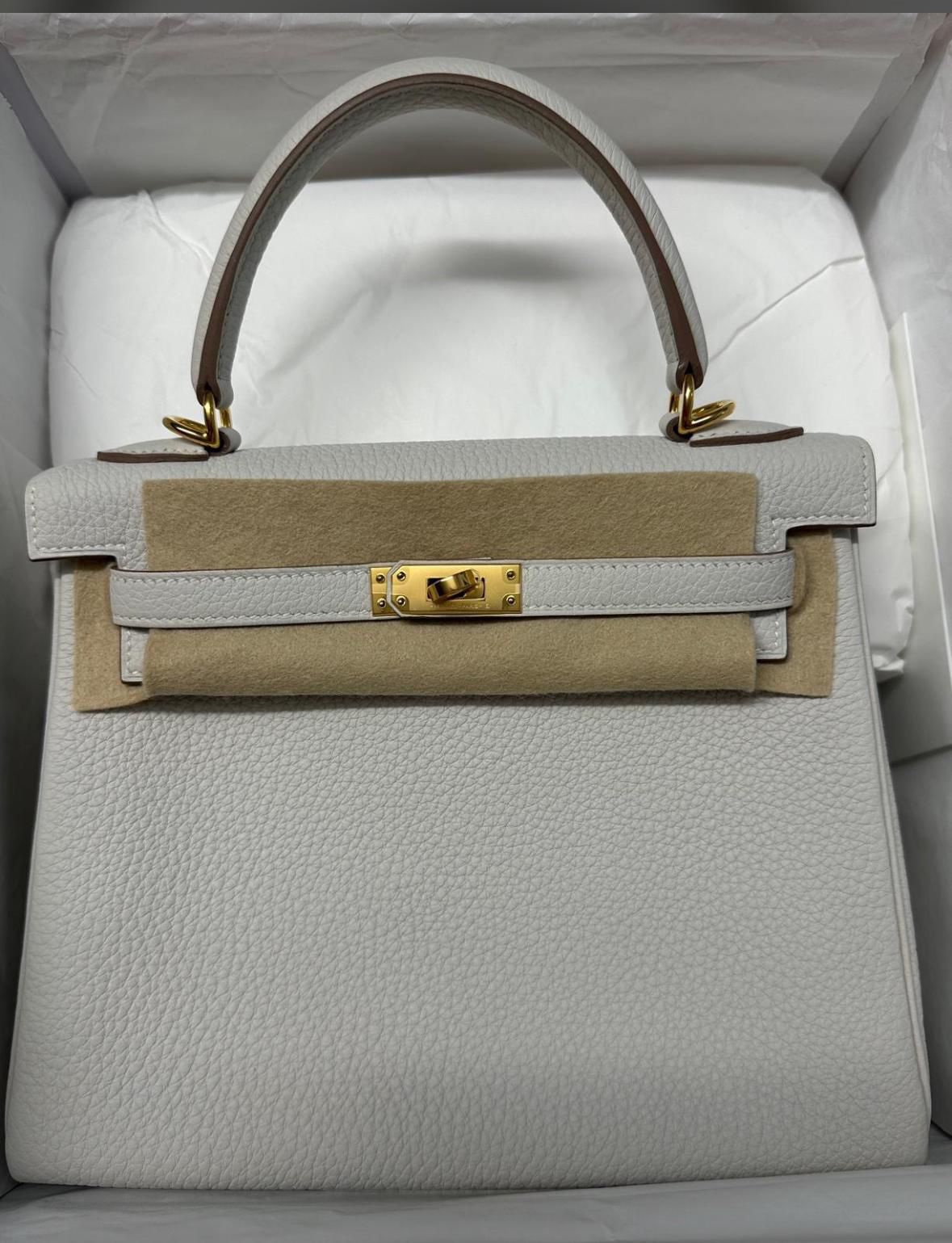 Hermes Kelly 25 gris pale / Togo / ghw b