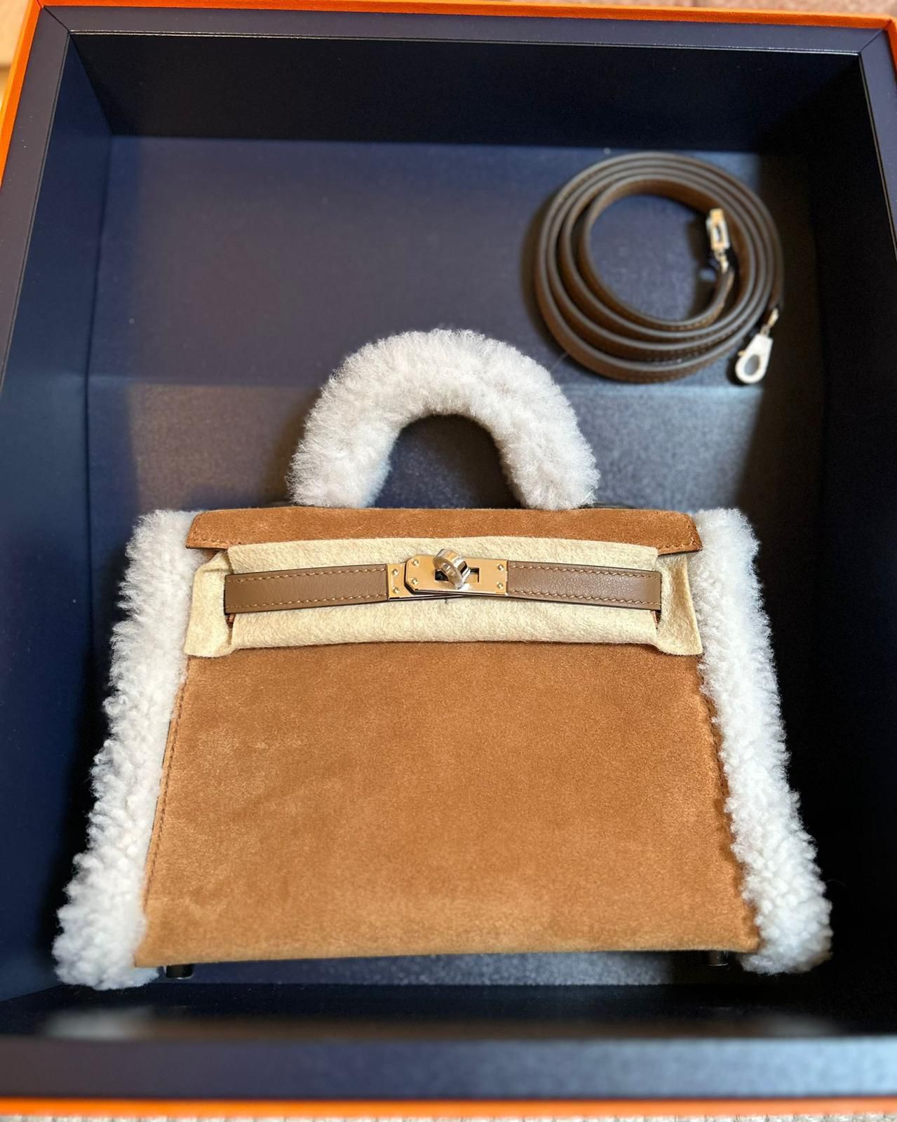Hermes Kelly 20 Teddy Chamois Alezan / Shearling Veau Swift Grizzly / phw