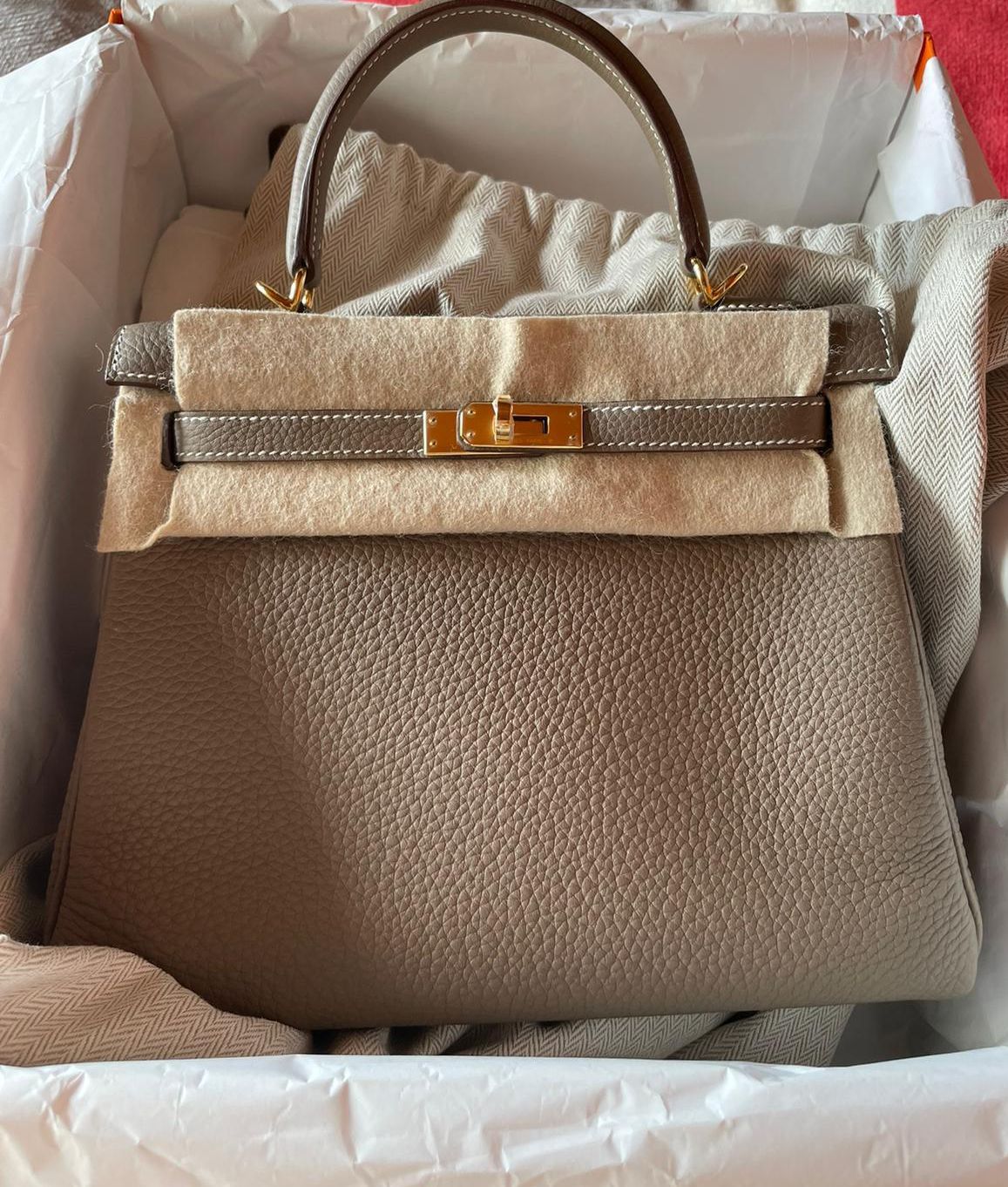 Hermes Kelly 25 Etoupe / Togo / Ghw W Hermes Kelly 25 Etoupe / Togo / Ghw W