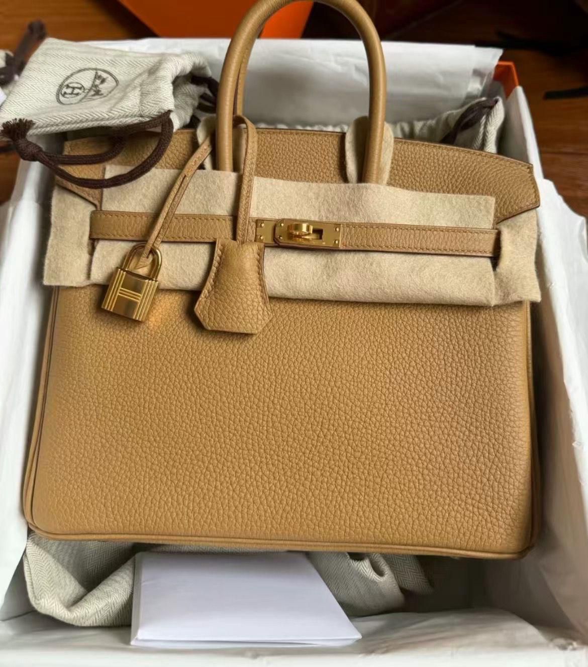 Hermes Birkin 25 biscuit / togo / ghw W Hermes Birkin 25 biscuit / togo / ghw W