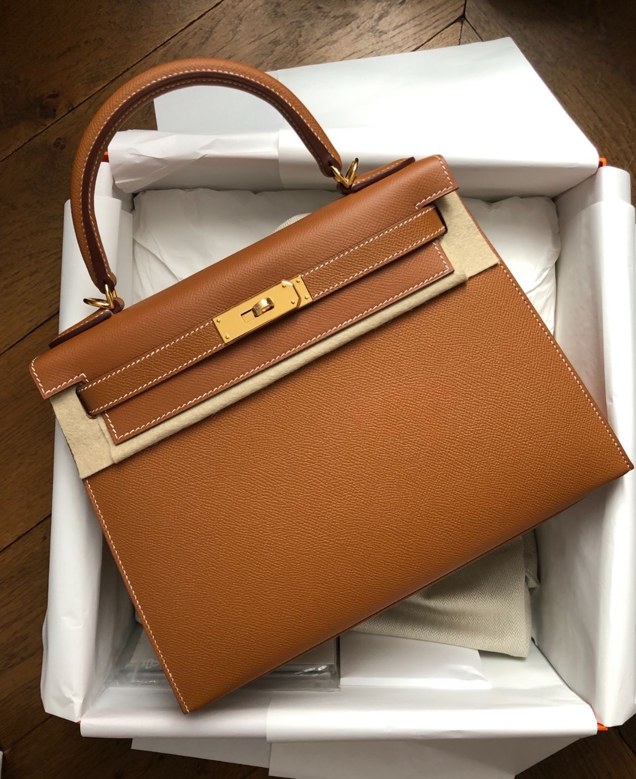 Hermes Kelly 28 gold / epsom / ghw