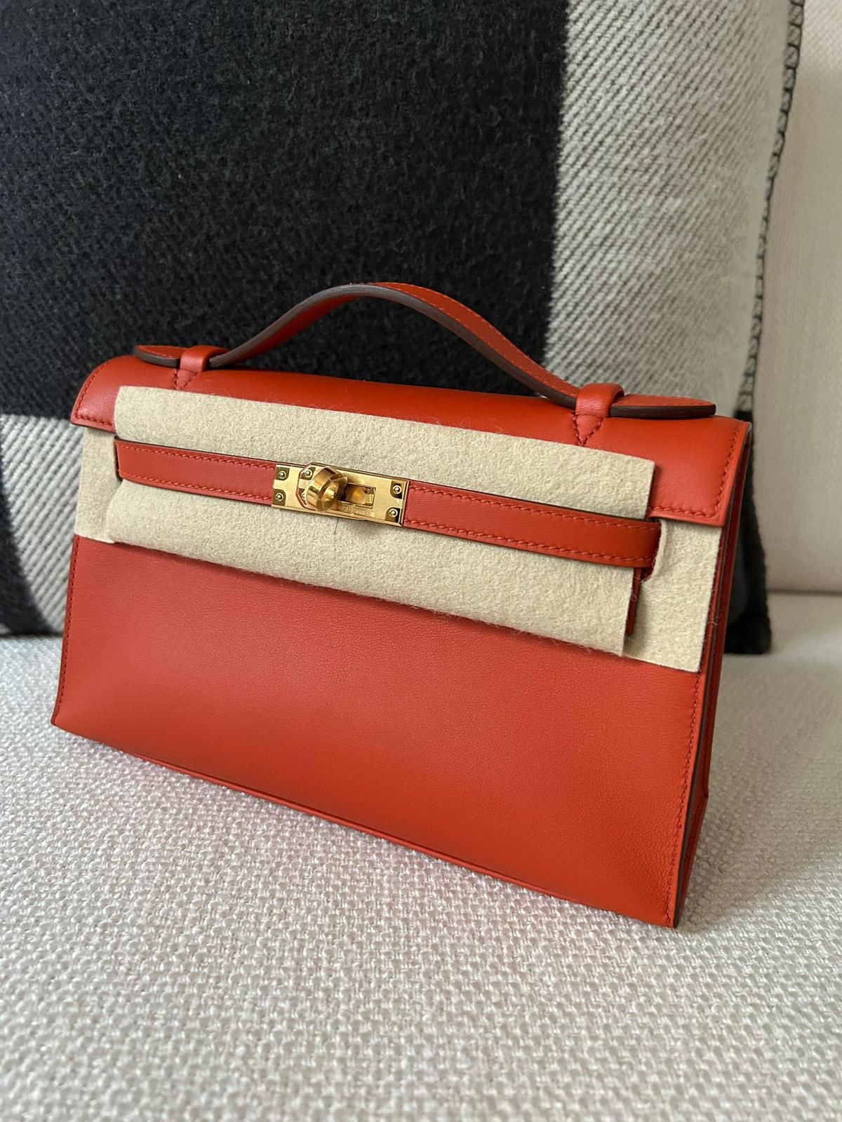 Hermes kelly 20 pochette terre batue / swift / GHW