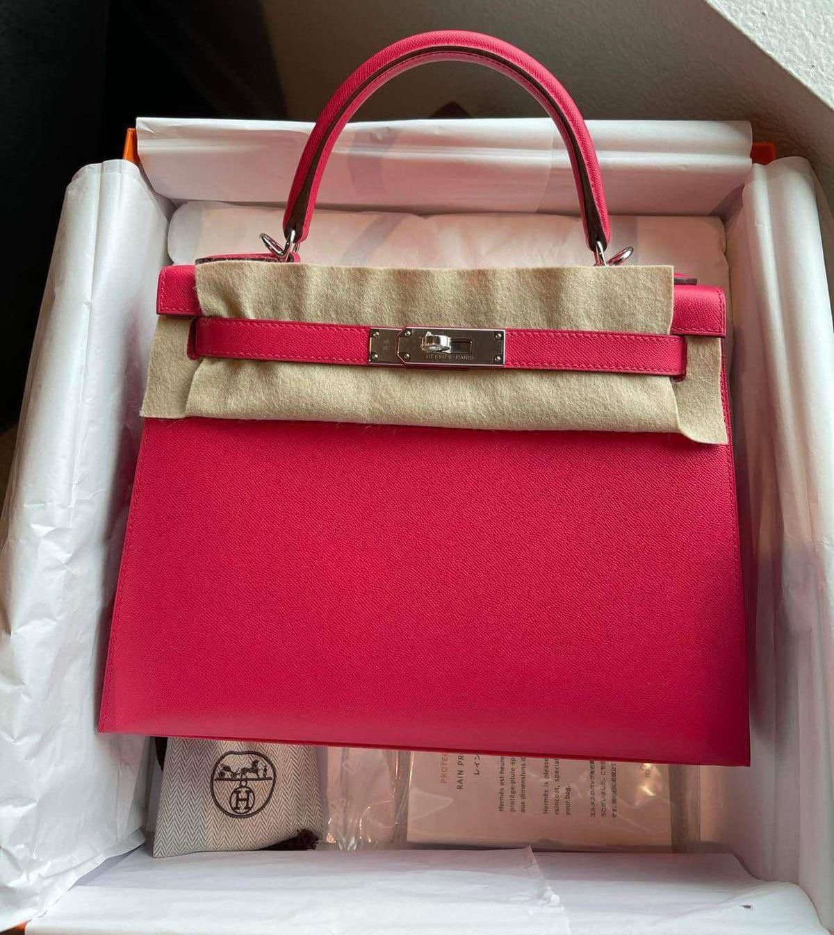 Hermes Kelly 28 Rose Extreme / Epsom Sellier / Phw D
